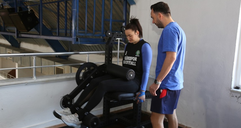 Edremit Belediyesi’nin Sporculara Desteği Sürüyor