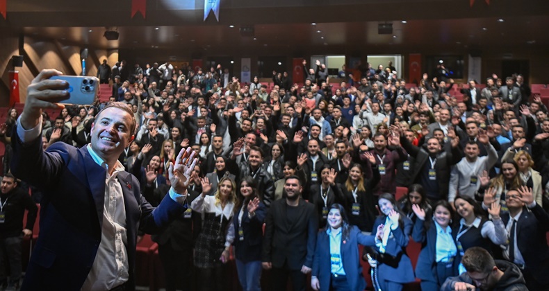 Balıkesir’in gençlerine özel ‘Genç Yakın Kart’ geliyor