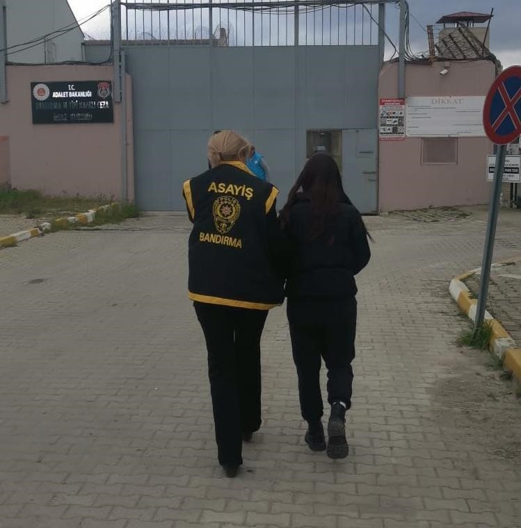 Balıkesir’de 23 yıl 9 ay hapis cezası bulunan şahıs yakalandı