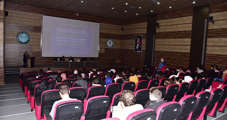 BAÜN Tıp Fakültesinde “İç Hastalıkları Pratiğinde Sık Yapılan Hatalar” Sempozyumu Düzenlendi