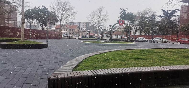 Cumartesi Sabahı Şehir Merkezinde Kış Güzelliği