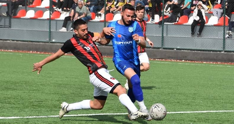 Balıkesir Büyükşehir Belediyespor Susurlukspor'u farklı yendi
