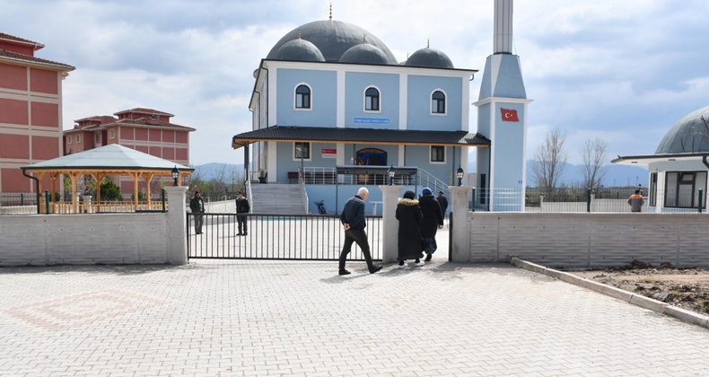 Gönenli vatandaşlardan Başkan Akın’a hizmet teşekkürü