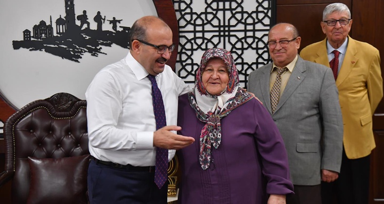 Yaşlılara Saygı Haftası’nda Vali Ustaoğlu’ndan Anlamlı Mesaj