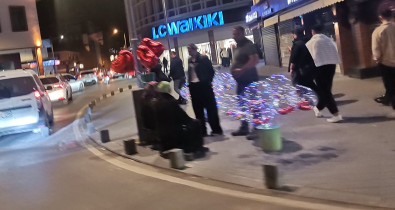 Balıkesir Akşamları Baloncularla Renkleniyor