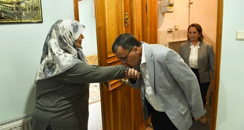 Başkan Şehirli’den Anneler Günü’ne Özel Ziyaretler