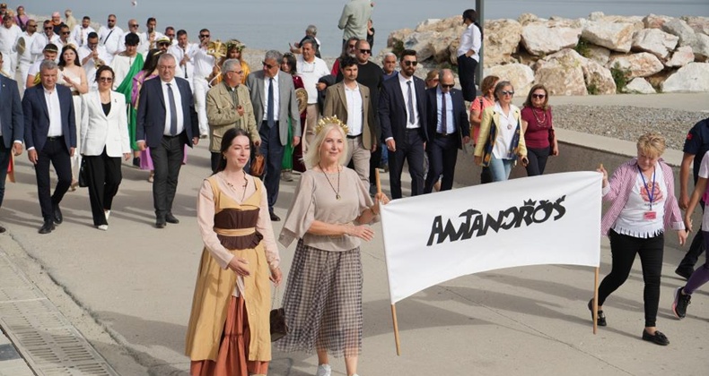Altınoluk’ta Antandros Antik Festivali kapılarını açtı