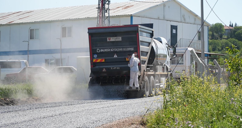 Ahmet Akın’dan Altıeylül’e Yol Hamlesi: Kabaklı Mahallesi’nde Ulaşım Sorunu Çözülüyor