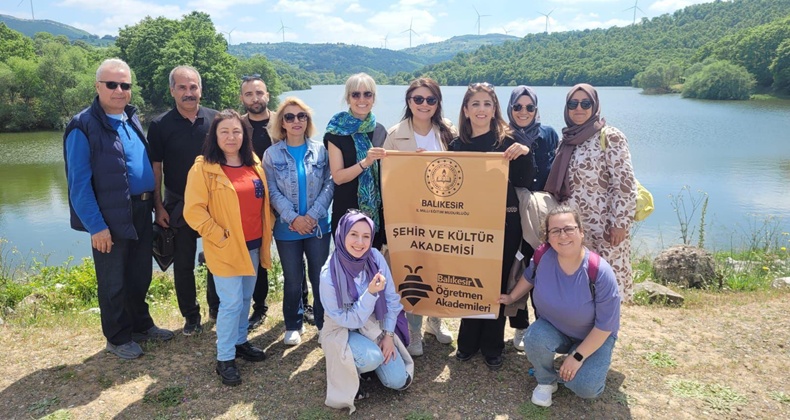 Balıkesir’de Şehir ve Kültür Akademisi’nden Armutalan’a Kültürel Yolculuk