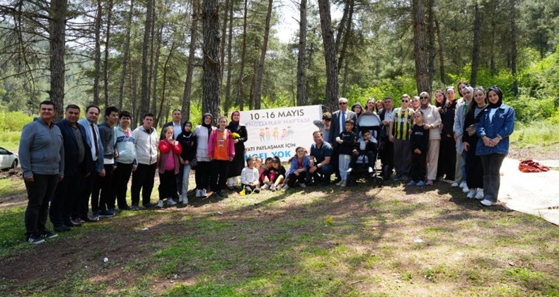 Sındırgı’da ‘Hayatı paylaşmak için engel yok’