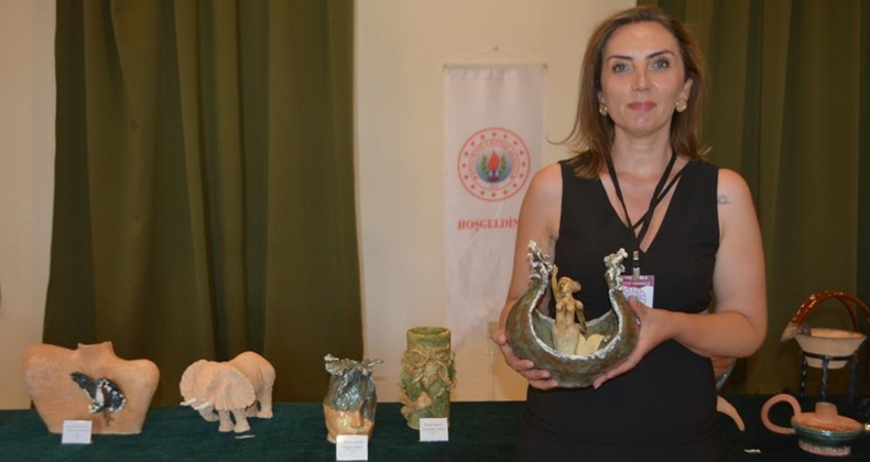 Ayvalık HEM’in sene sonu sergisi büyüledi