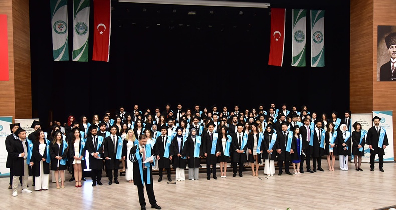 BAÜN Tıp Fakültesi’nde Mezuniyet Coşkusu: 110 Genç Hekim Daha Hayata Uğurlandı