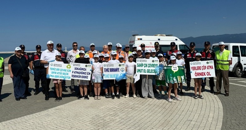 Burhaniye’ de Çevre Günü etkinliği düzenlendi