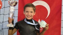 Balıkesirli sporcu Emrah Şenay fitnees’de dünya ikincisi