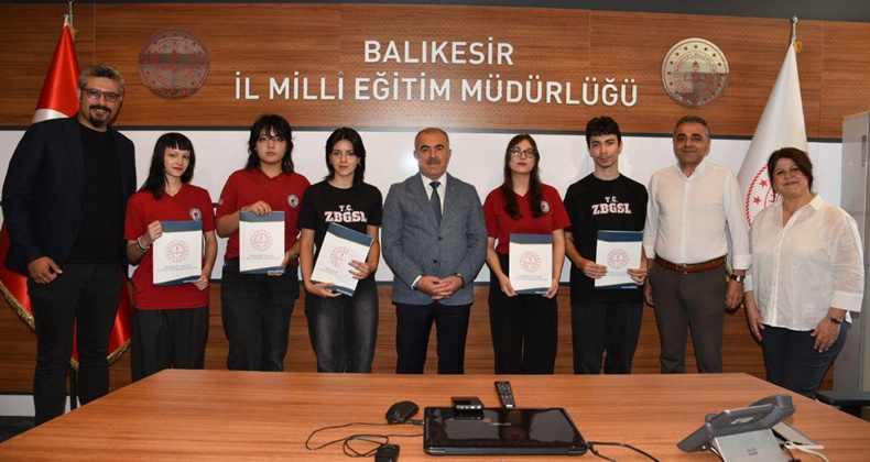 Balıkesirli Genç Sanatçılardan Seyit Onbaşı’ya Anlamlı Dokunuş
