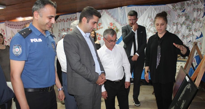 Manyas Halk Eğitim Merkezi’nden yıl sonu sergisi