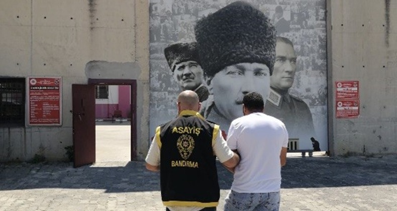 BANDIRMA'DA ARANAN 17 ŞAHIS YAKALANDI