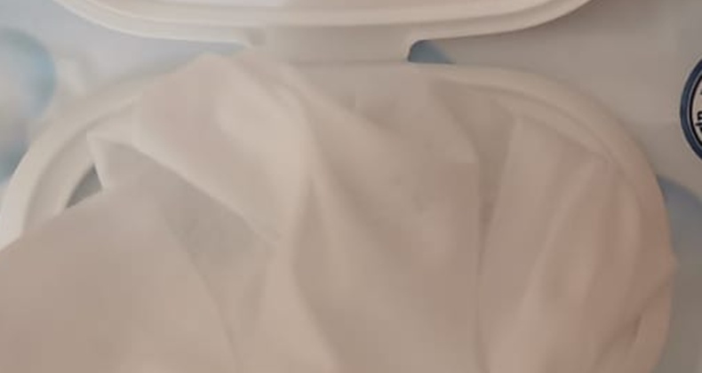 Islak Mendil Hayatımızda Her Yerde! Peki Zararı Var mı?