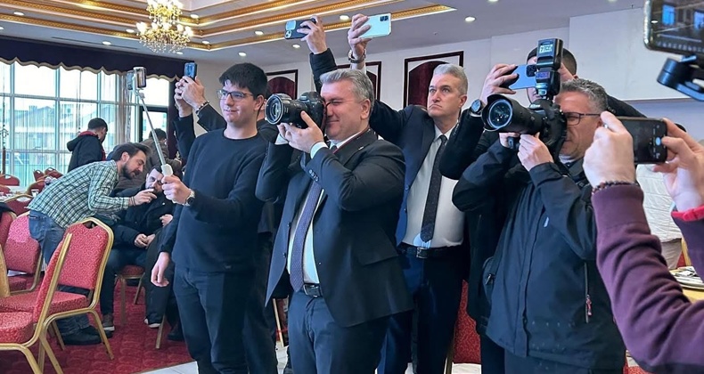“Medyanın varlığı, demokratik ve şeffaf toplumun olmazsa olmaz koşuludur”