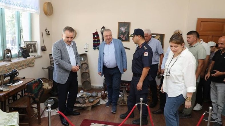 KIZILKEÇİLİ MÜZESİ TÖRENLE AÇILDI