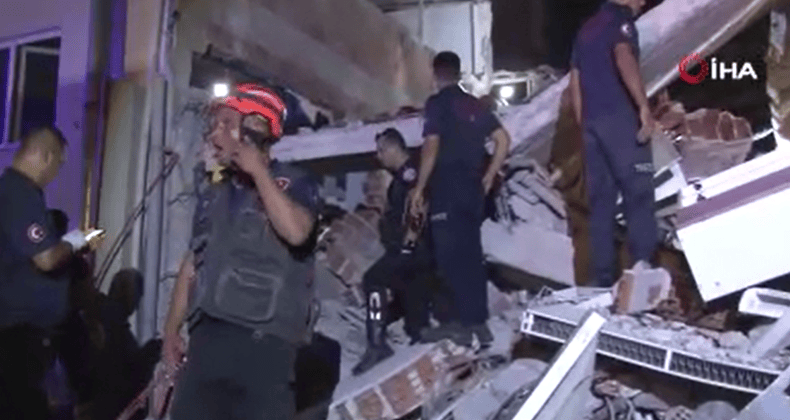 Balıkesir'deki depremde yıkılan binadaki 6 kişinin 6'sı da sağ kurtarıldı