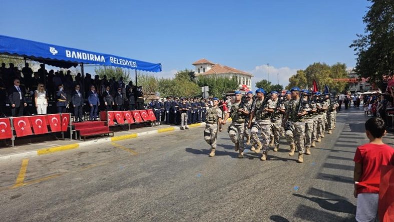 Bandırma’da 30 Ağustos Zafer Bayramı Coşkusu