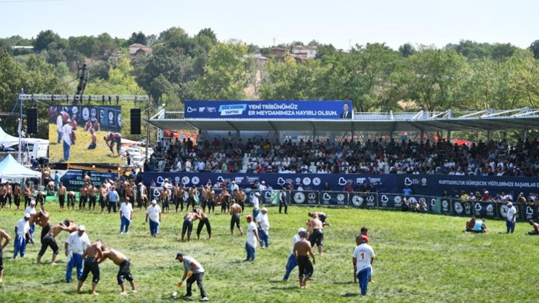 Başkan Akın, Kurtdere Er Meydanı’nı güzelleştirmeye devam edecek