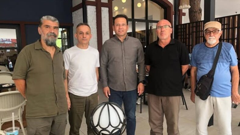 Eğitim-Sen’den Sındırgı’ya Deprem Ziyareti