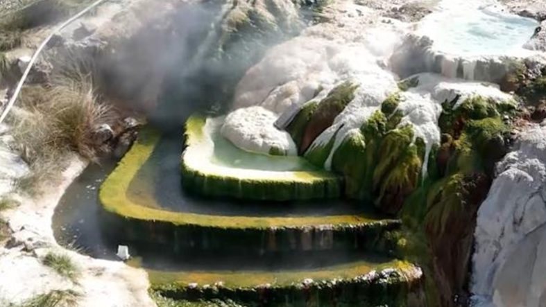 Sındırgı'da deprem sonrası ilginç gelişme Su kaynaklarının yeri değişti