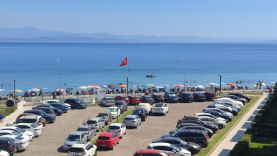 30 Ağustos’ta Altınoluk ve Akçay’da Tatil Yoğunluğu: Sahiller Doldu