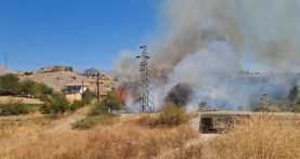 Elektrik direğindeki patlama yangına neden oldu