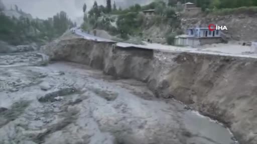 Pakistan’ın Gilgit-Baltistan bölgesinde heyelan: 7 ölü