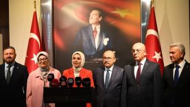 Aile ve Sosyal Hizmetler Bakanı Mahinur Özdemir Göktaş, Balıkesir’de temaslarda bulundu