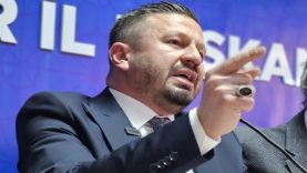 Edremit’te Atılan Sloganlara AK Parti’den Sert Tepki