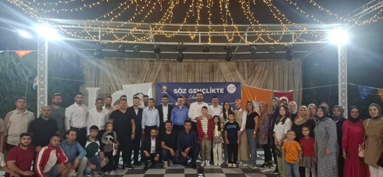“Söz Gençlikte” Programı Balıkesir’de Gençlerle Buluştu