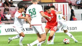 Yalova FK 77 Spor’a 1-2 yenilen Balıkesirspor elendi