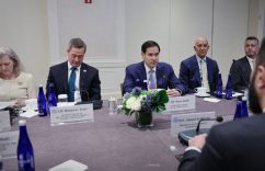 Suriye Devlet Başkanı eş-Şara, ABD Dışişleri Bakanı Rubio ile bir araya geldi