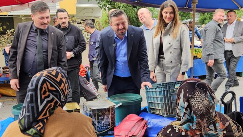 AK Parti Balıkesir İl Başkanı Mehmet Aydemir Edremit’te Gönülleri Kazandı