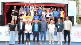 Ayvalık’ta triatlon rüzgarı esti