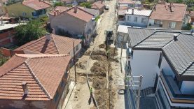 BASKİ vatandaşı 60 yıllık içme suyu hatlarından kurtardı