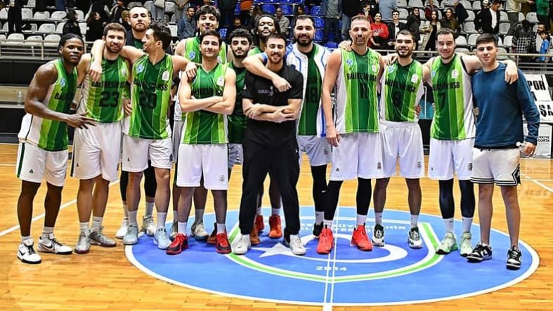 Balıkesir Büyükşehir Belediyespor sezonun ilk galibiyetini aldı