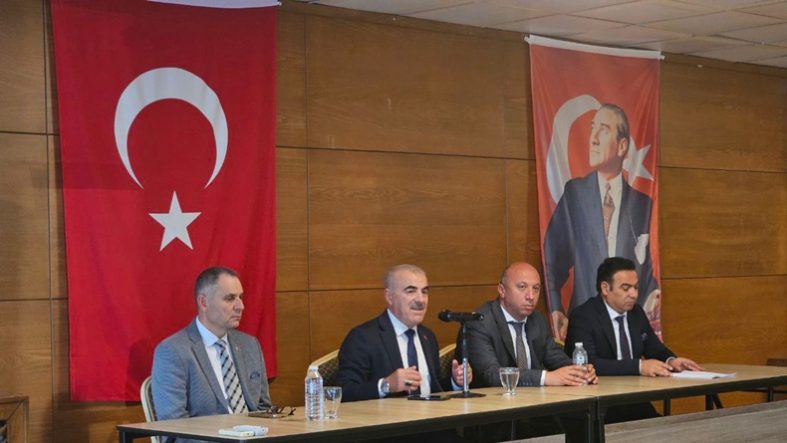 Balıkesir İl Millî Eğitim Müdürü Ayvalık’ta Okulları Ziyaret Etti