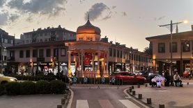 Balıkesir Milli Kuvvetler Caddesi’nde Hafta Sonu Akşam Üstü Yoğunluğu