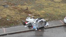 Balıkesir’de çöp tepkisi: Çöpler toplanmıyor!