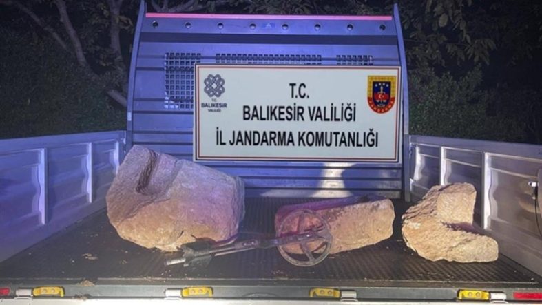 Balıkesir'de kaçakçılık operasyonu 18 şüpheli yakalandı
