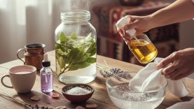 Balıkesir’in Kadim Temizlik Geleneği: Kötü Enerjiyi Silip Atan Sirke ve Tuzun Gücü!