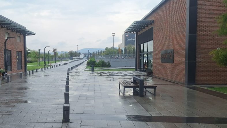 Balıkesir’in Kalbinde Sessiz Kaçış Yağmurda AVLU Keyfi