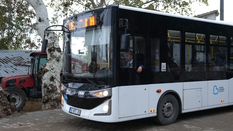 Başkan Akın’ın ulaşım hizmeti üç mahalleye nefes aldırdı