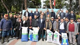 Büyükşehirin çiftçiye desteği sürüyor