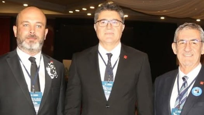 CHP Balıkesir İl Kongresi Sonuçlandı Erden Köybaşı Yeniden Başkan Seçildi